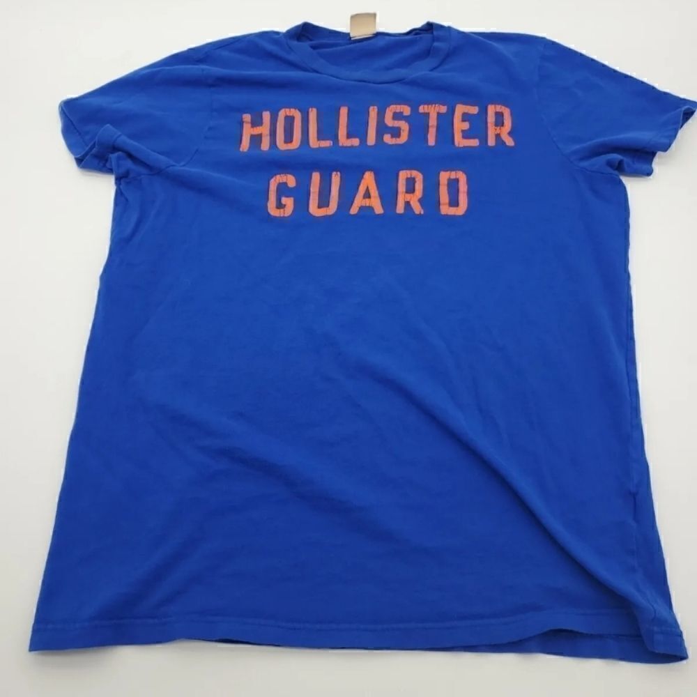 Hollister Guard Small Blue Spell Out Orange T-shirt.